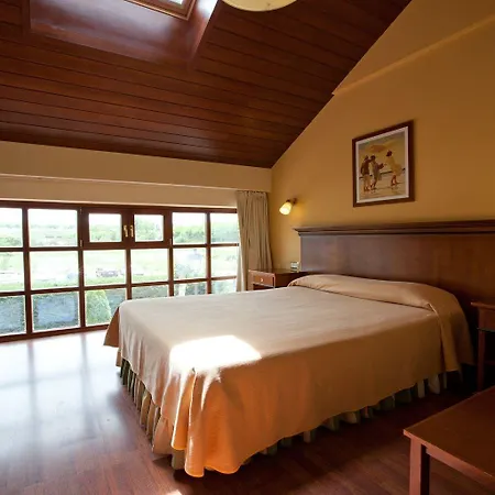Azofra Hotel